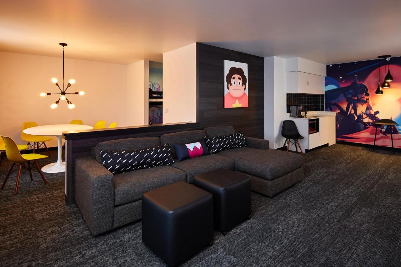 Cartoon Network Hotel Smoketown  Extérieur photo