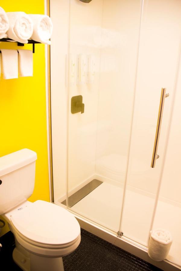 Cartoon Network Hotel Smoketown  Extérieur photo
