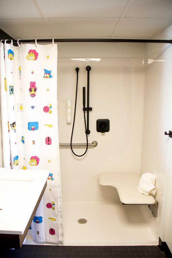 Cartoon Network Hotel Smoketown  Extérieur photo
